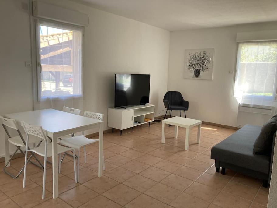 Appartement Tres Calme, Rdc, 800 M De La Cite Medievale Classee Au Patrimoine De L'Unesco 카르카손 외부 사진